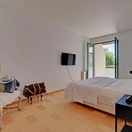 News Apartment *
